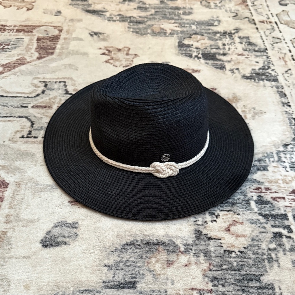 Steve Madden Poppy Woven Panama Hat - Picture 3 of 8